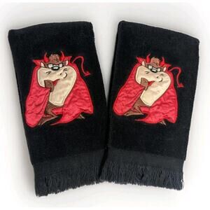 Set 2 Tasmanian Devil Fingertip Towel Sport Hand Cloth Embroider Halloween 1997
